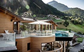 Das Central – Alpine . Luxury . Life